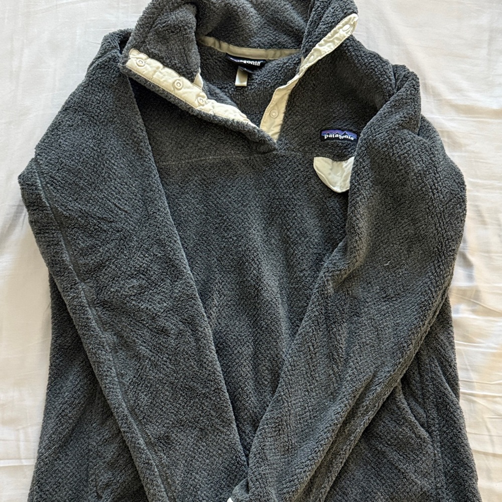 Patagonia Gray Women’s Sweater